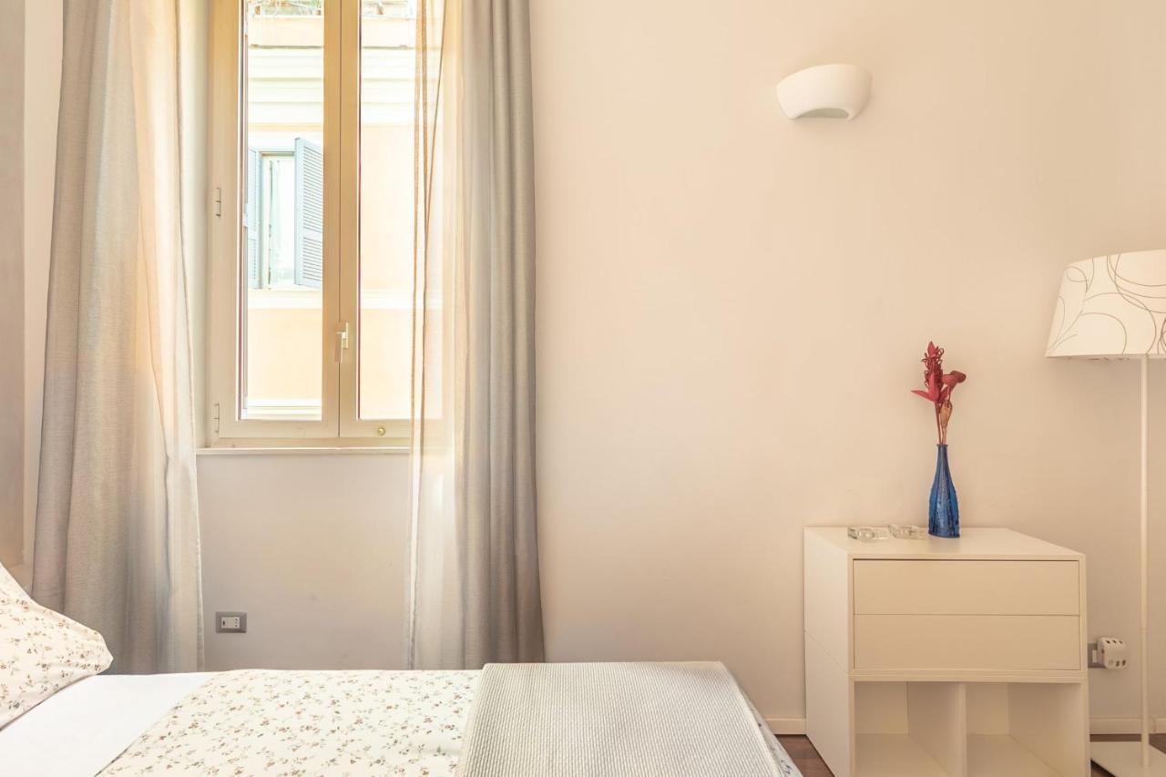 Living Rhome - Condotti Apartment Rome Luaran gambar