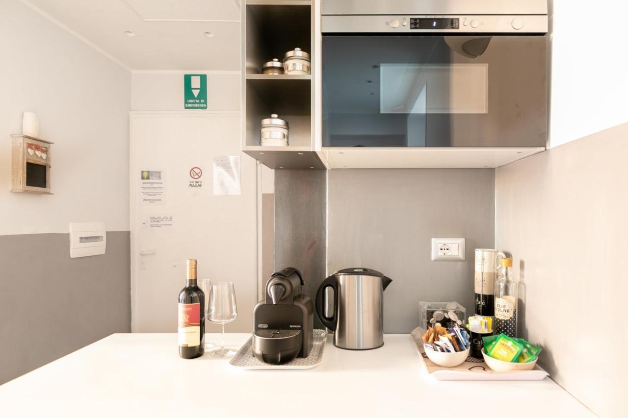 Living Rhome - Condotti Apartment Rome Luaran gambar