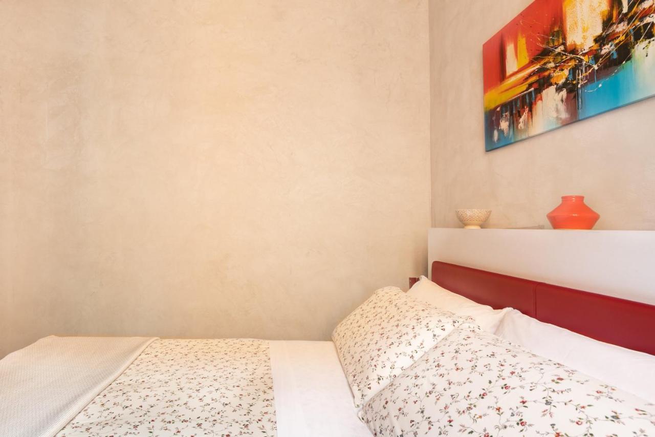 Living Rhome - Condotti Apartment Rome Luaran gambar
